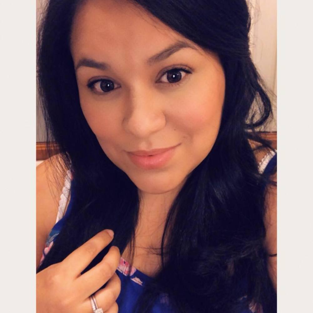 Meet your Posher, Leticia